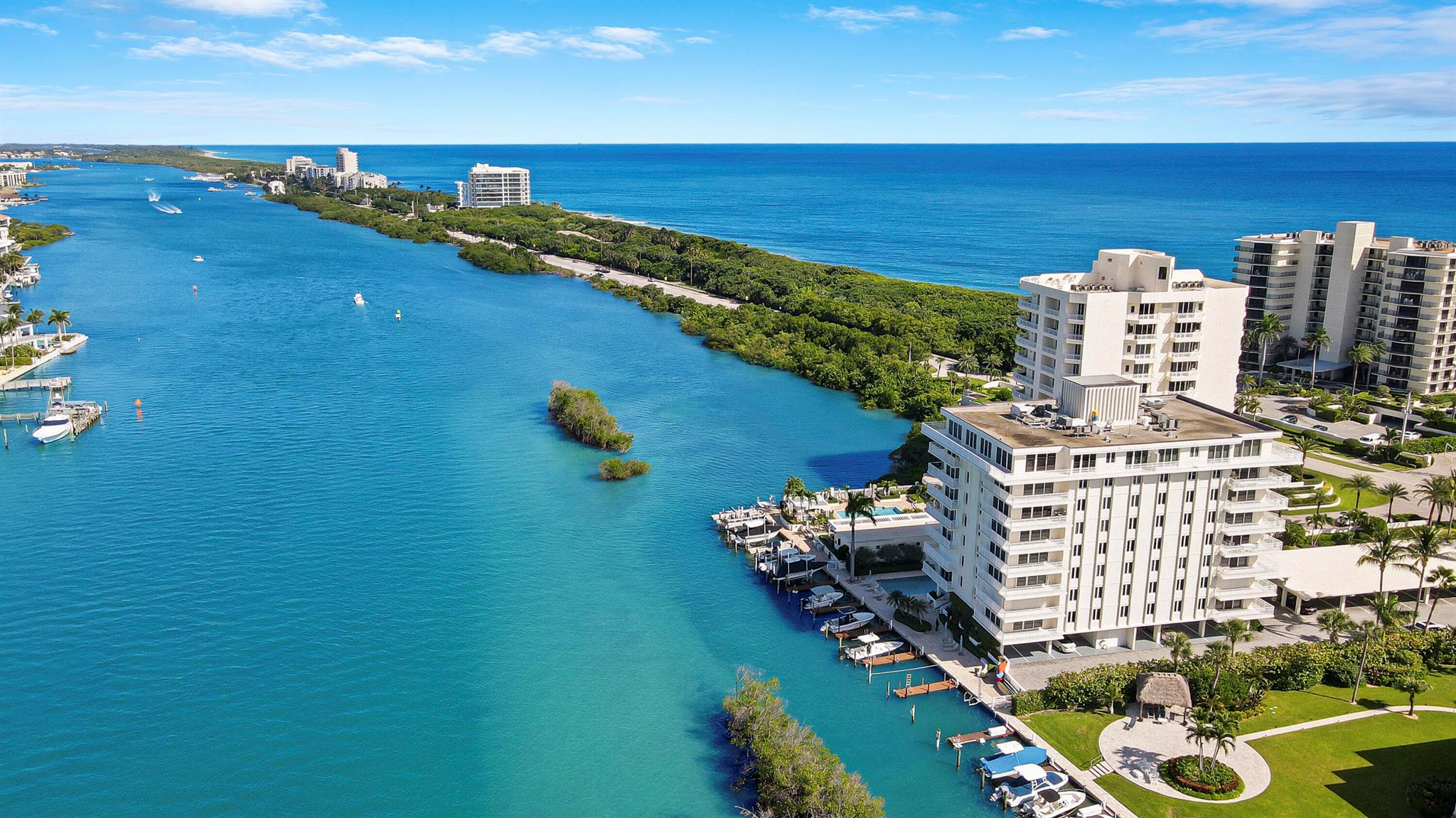 LA MAR CONDO APTS DECL - Residential Lease