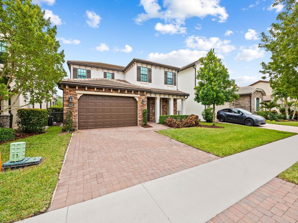 PALM MEADOWS ESTATES - Residential