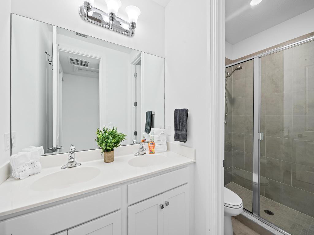 PALM MEADOWS ESTATES - Residential