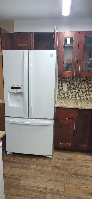 Collier Manor 34-45 B - Residential Lease