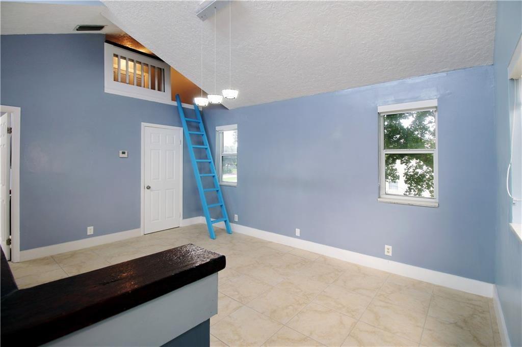 HAYLOFTS OF CORAL SPRINGS - Residential