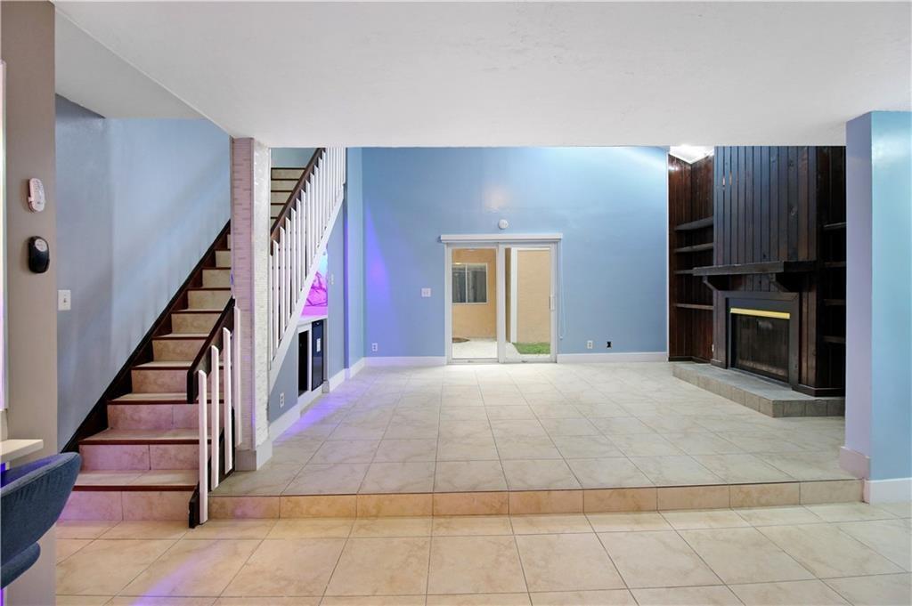 HAYLOFTS OF CORAL SPRINGS - Residential