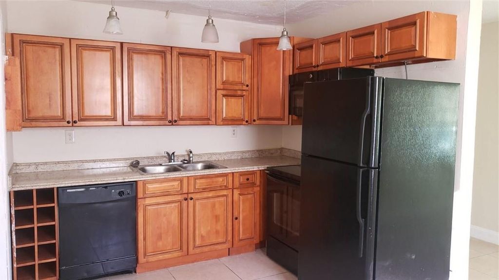 Photo of 1535 SW 44th Terrace #1, Fort Lauderdale, FL 33317 (MLS # B26043141)