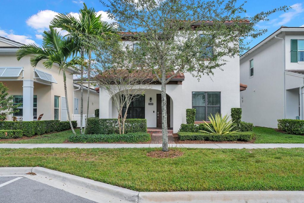 Photo of 13628 Dumont Road, Palm Beach Gardens, FL 33418 (MLS # R11127981)