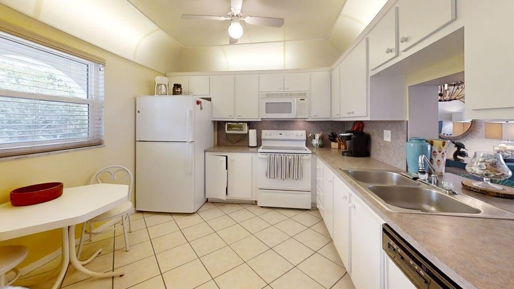 Photo of 250 NE 20th Street #2320, Boca Raton, FL 33431 (MLS # B26051504)