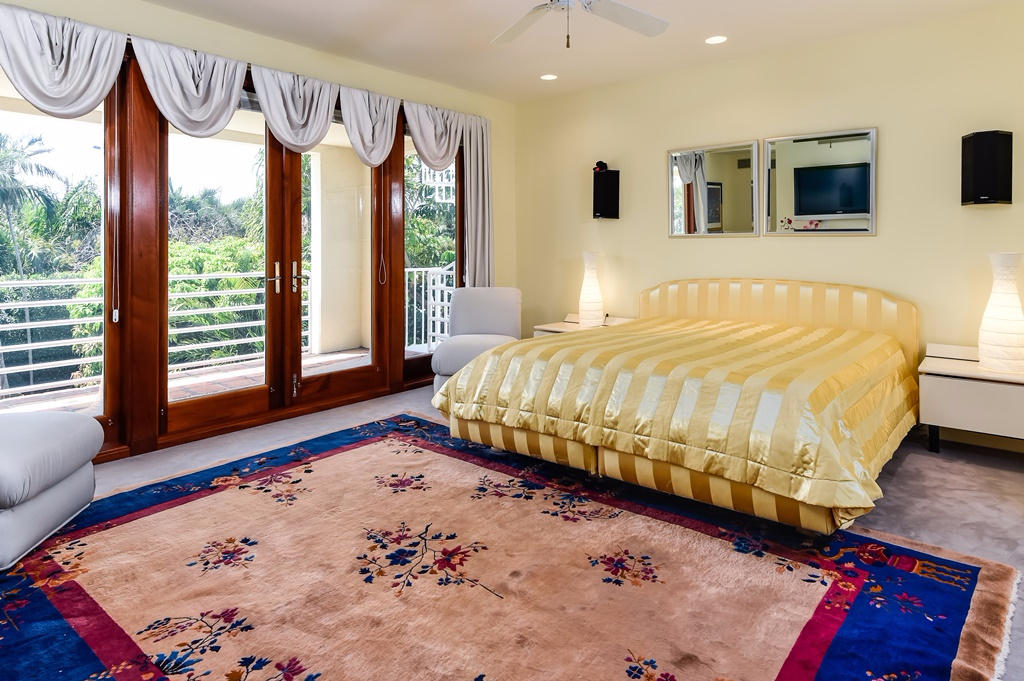 Via Manana - Residential