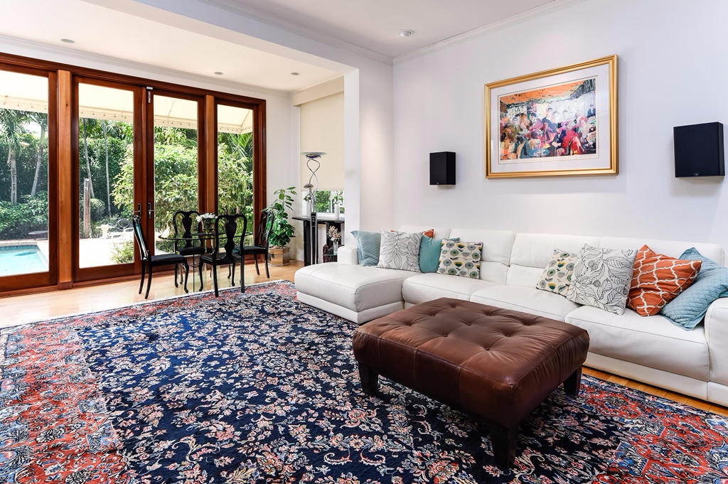 Via Manana - Residential