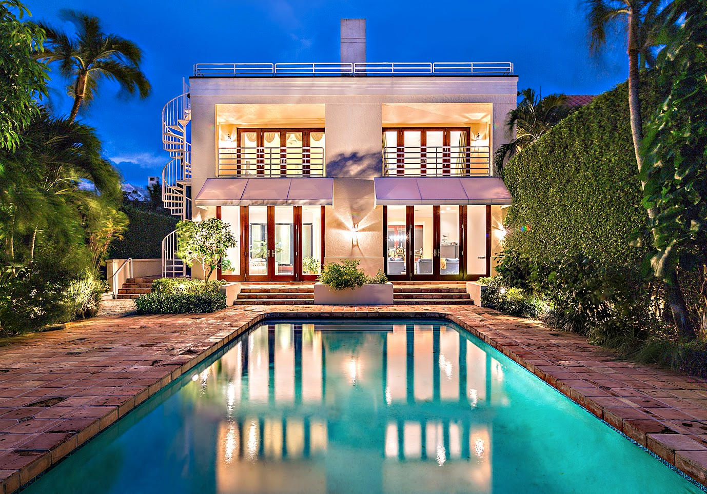 Via Manana - Residential