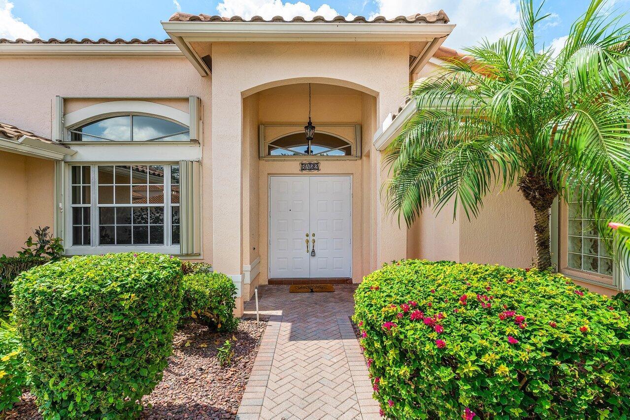 5422 Landon Circle, Boynton Beach, FL, 33437/$550,000 3 5422 Landon Circle