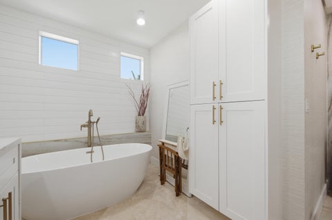 Tiny photo for 2601 NE 32nd Avenue, Fort Lauderdale, FL 33308 (MLS # B26090729)