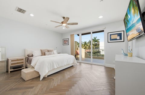 Tiny photo for 2601 NE 32nd Avenue, Fort Lauderdale, FL 33308 (MLS # B26090729)