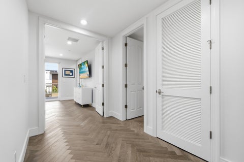 Tiny photo for 2601 NE 32nd Avenue, Fort Lauderdale, FL 33308 (MLS # B26090729)