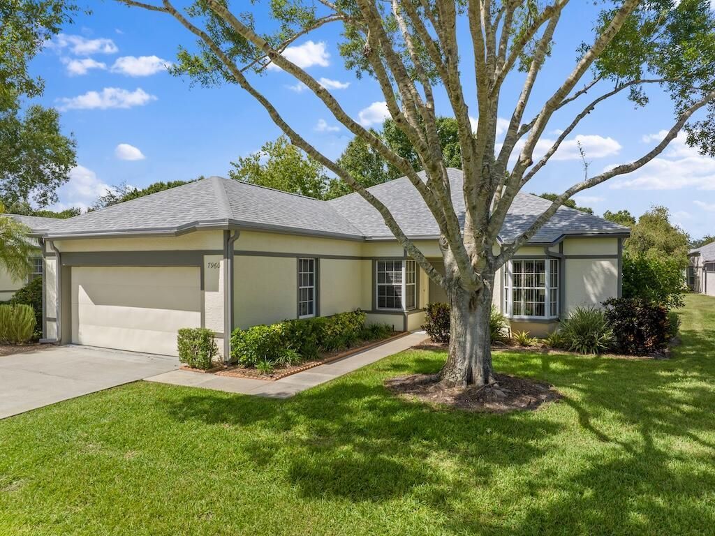 Photo of 7960 Cabot Tower Place, Vero Beach, FL 32966 (MLS # R11126022)