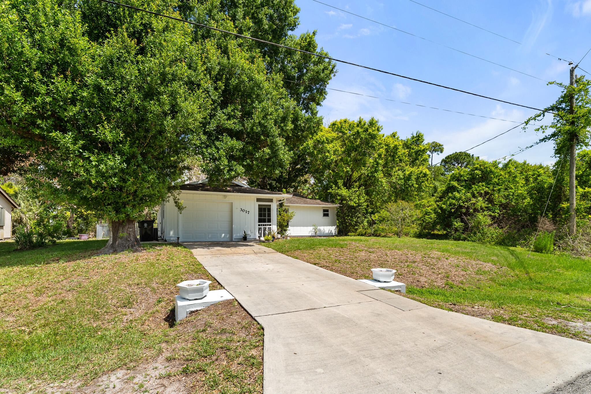 3017 SW Collings Drive