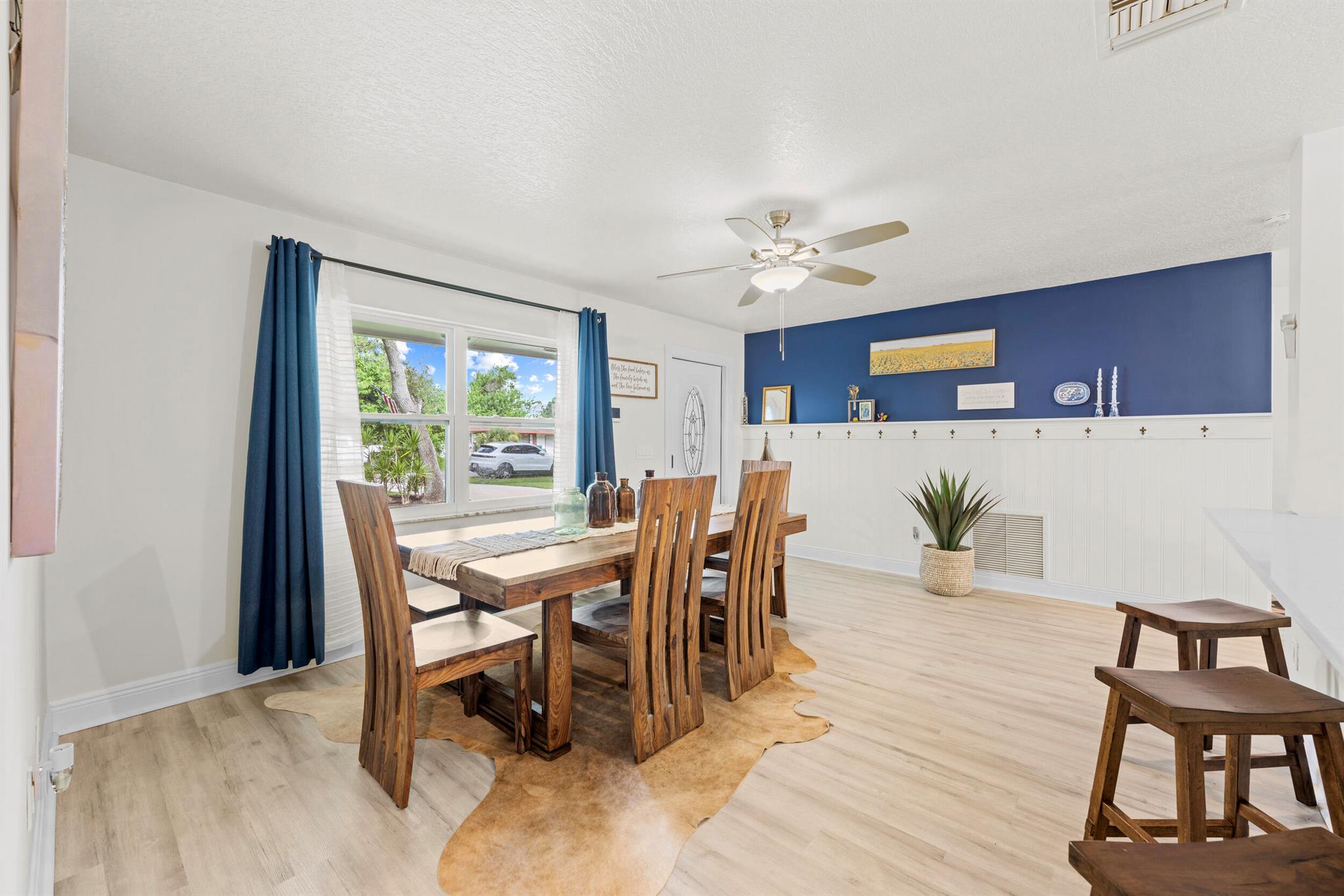 5302 Bowling Green Drive, Fort Pierce, FL, 34951/$335,000 4 5302 Bowling Green Drive