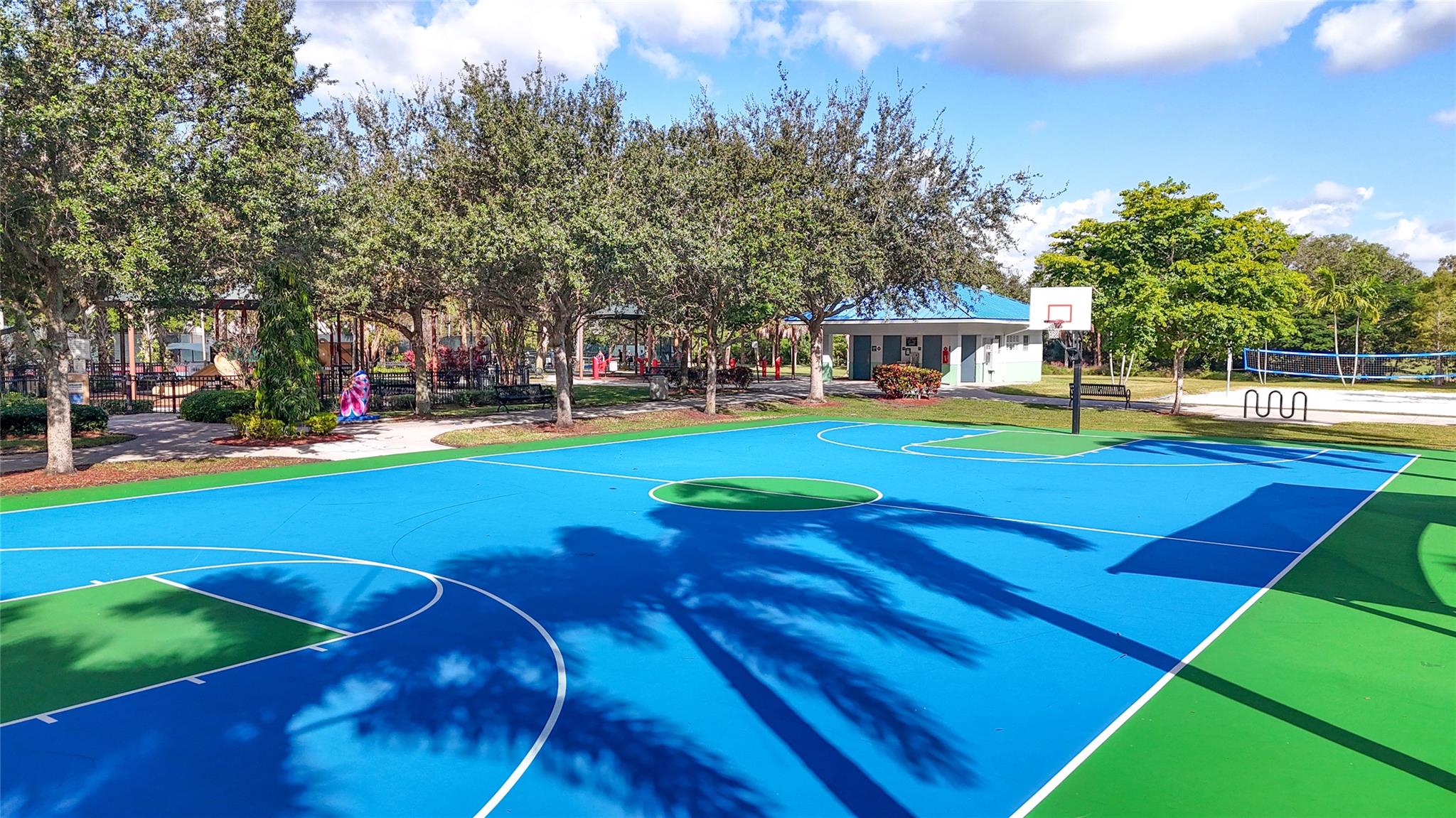PALM-AIRE COUNTRY CLUB - Residential