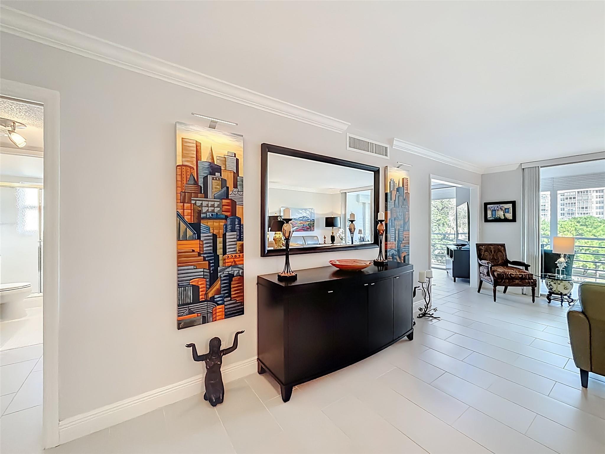 PALM-AIRE COUNTRY CLUB - Residential
