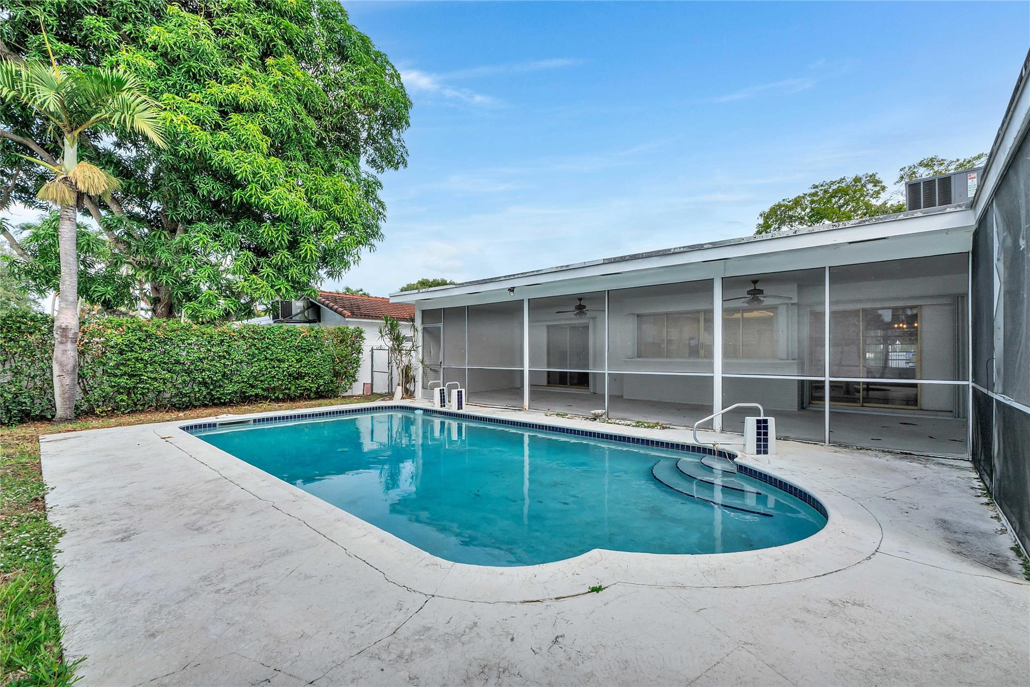 HOLLYWOOD HILLS NORTH SEC - Residential