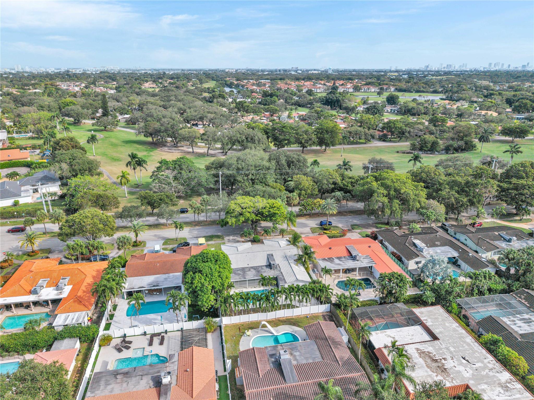 HOLLYWOOD HILLS NORTH SEC - Residential