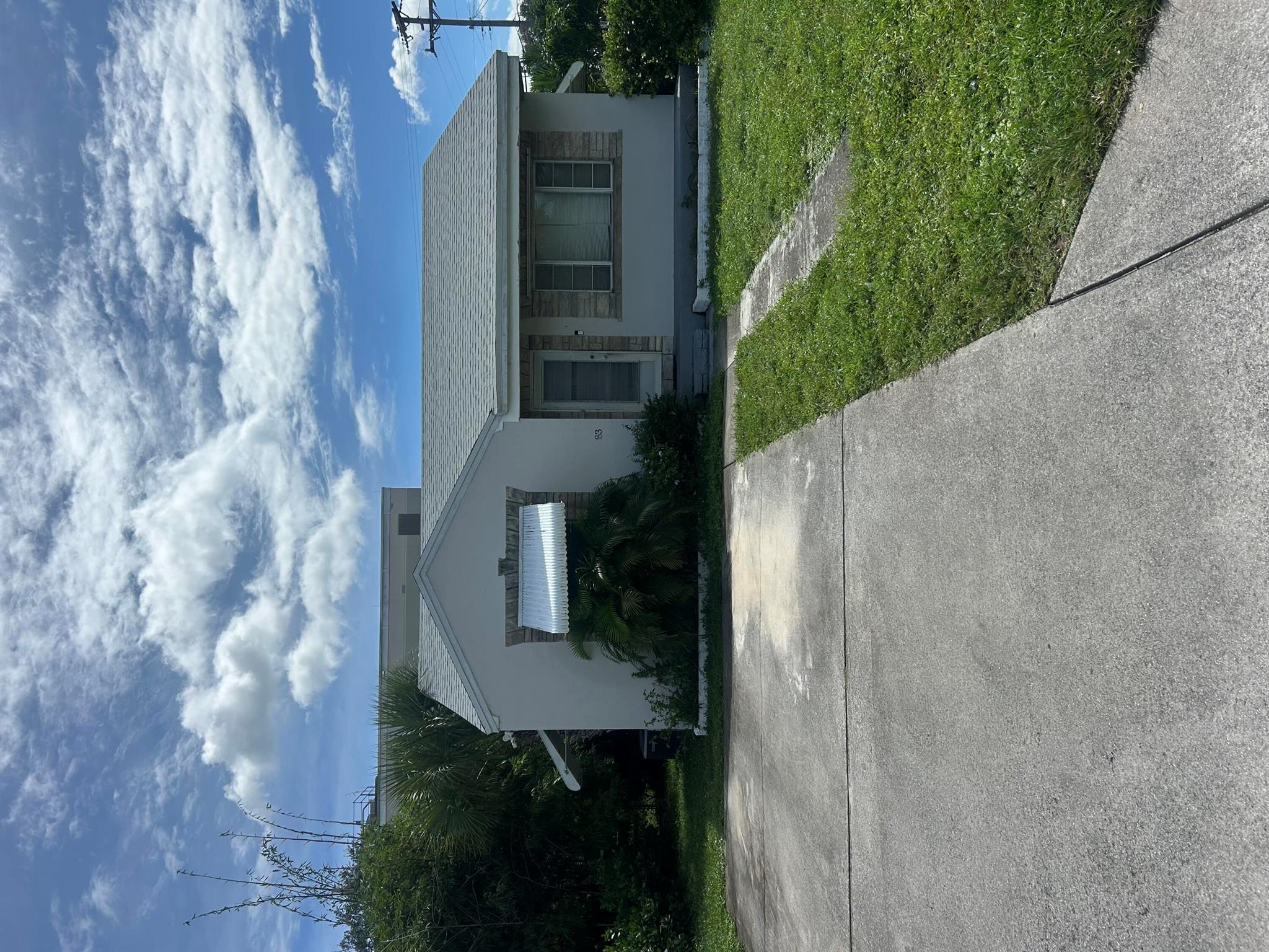 PLUMOSA PARK RIV BCH - Residential