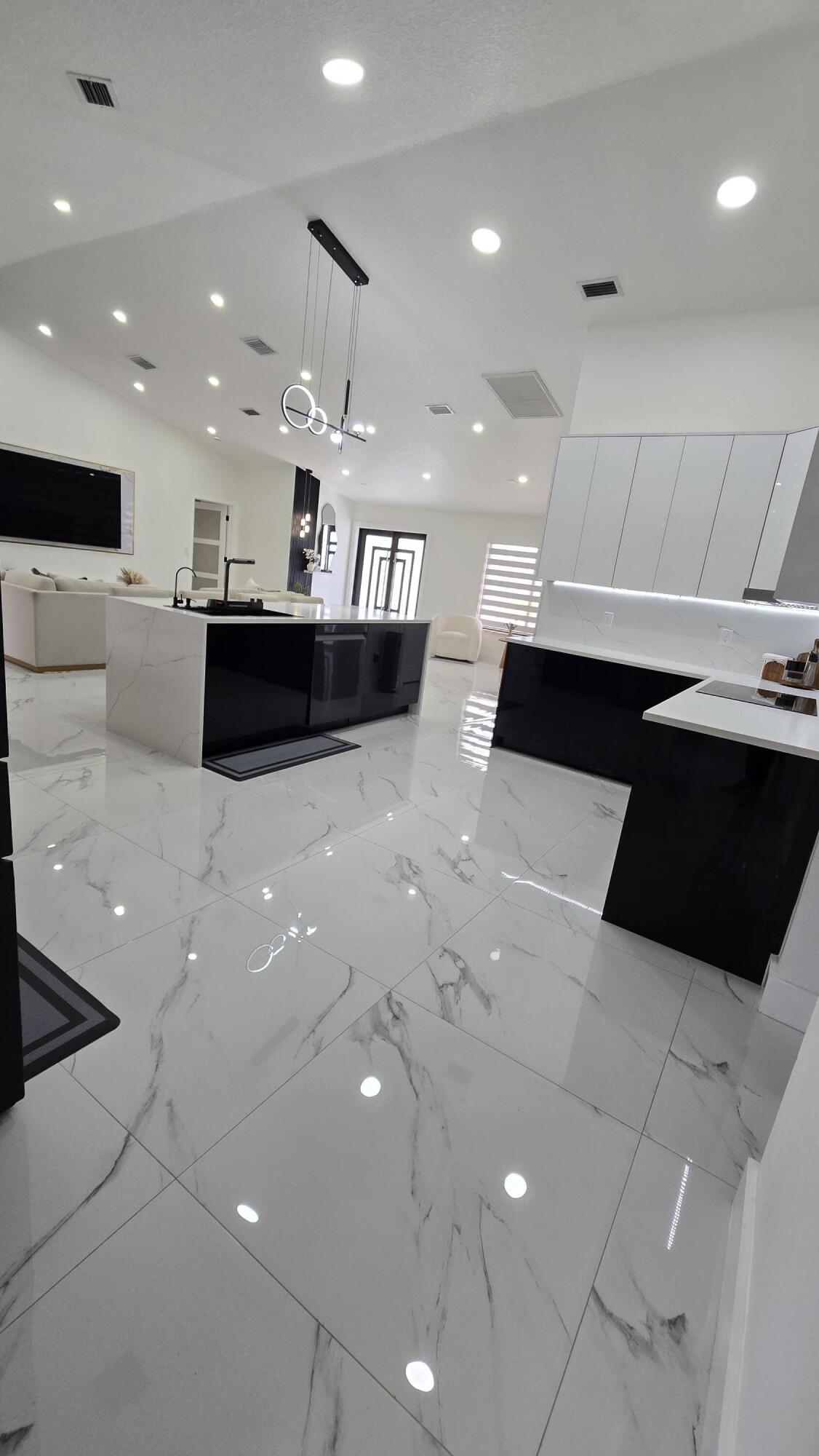 CYPRESS HEAD UNIT 1 - Residential