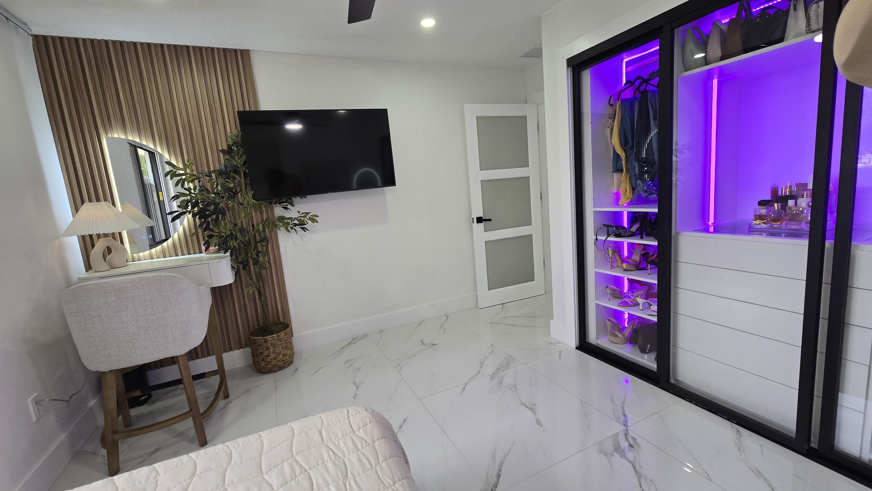 CYPRESS HEAD UNIT 1 - Residential