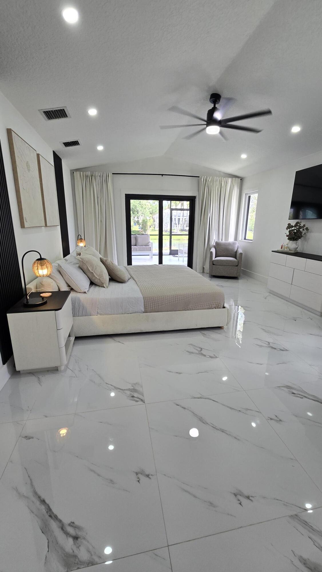 CYPRESS HEAD UNIT 1 - Residential