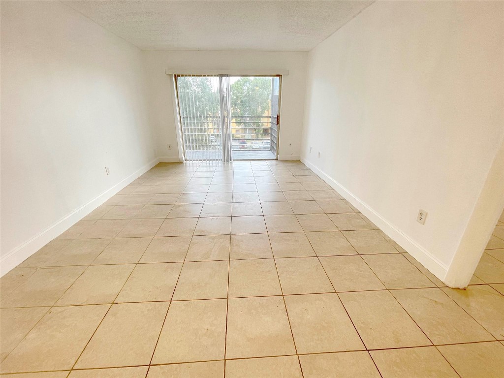 Brookfield Square Condo - Residential Lease