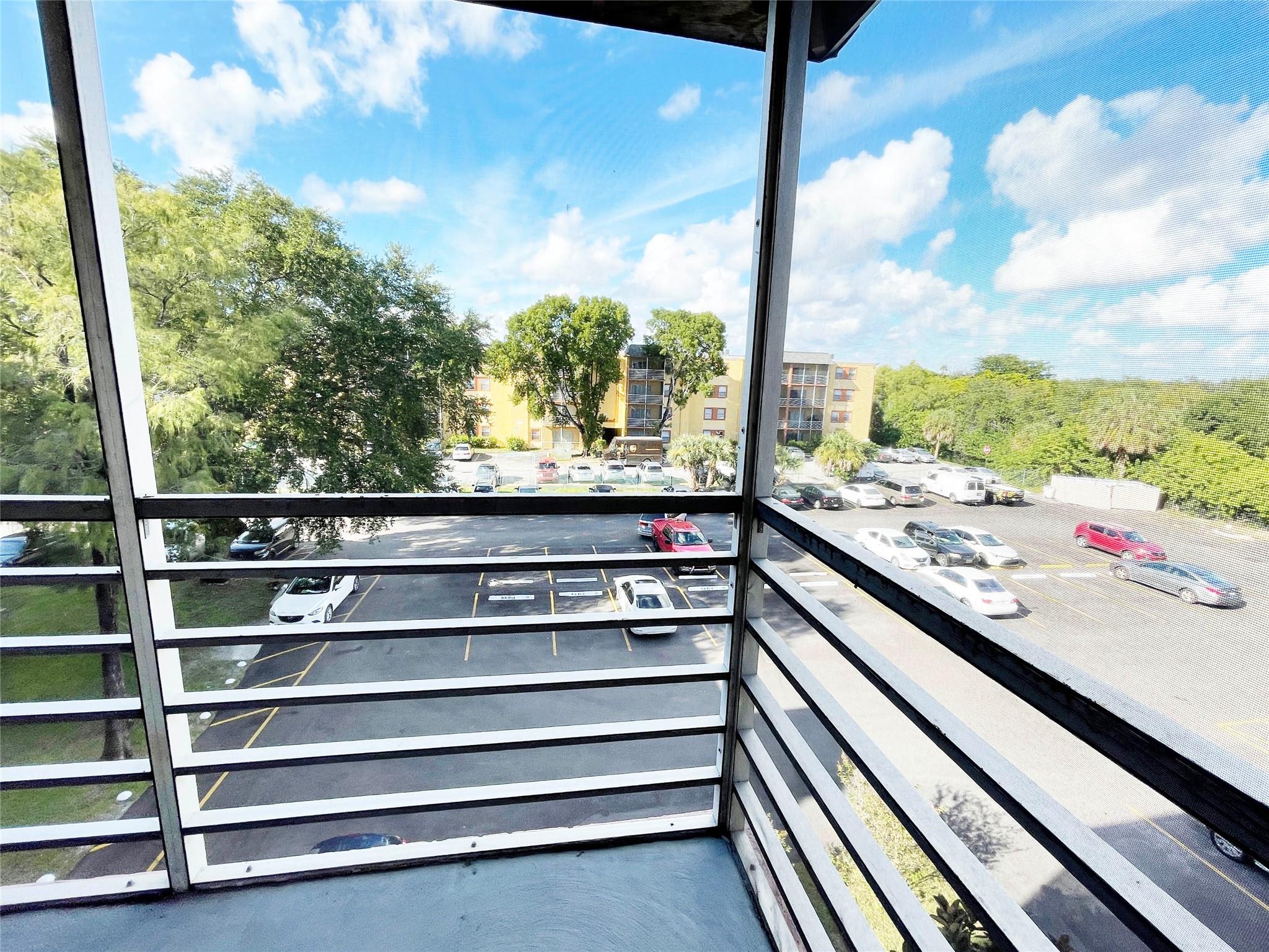 Brookfield Square Condo - Residential Lease