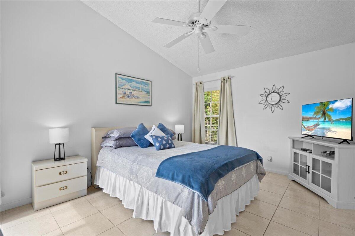 NORTH PALM BEACH HEIGHTS - Residential