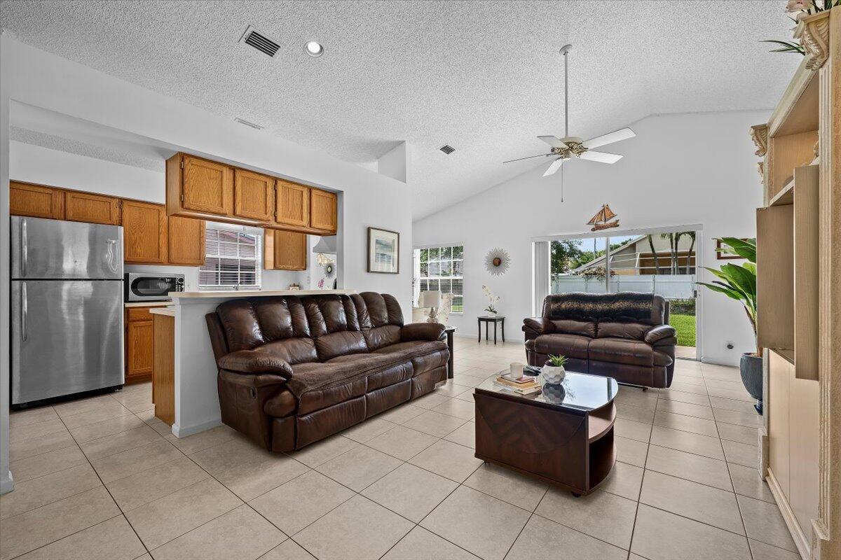 NORTH PALM BEACH HEIGHTS - Residential