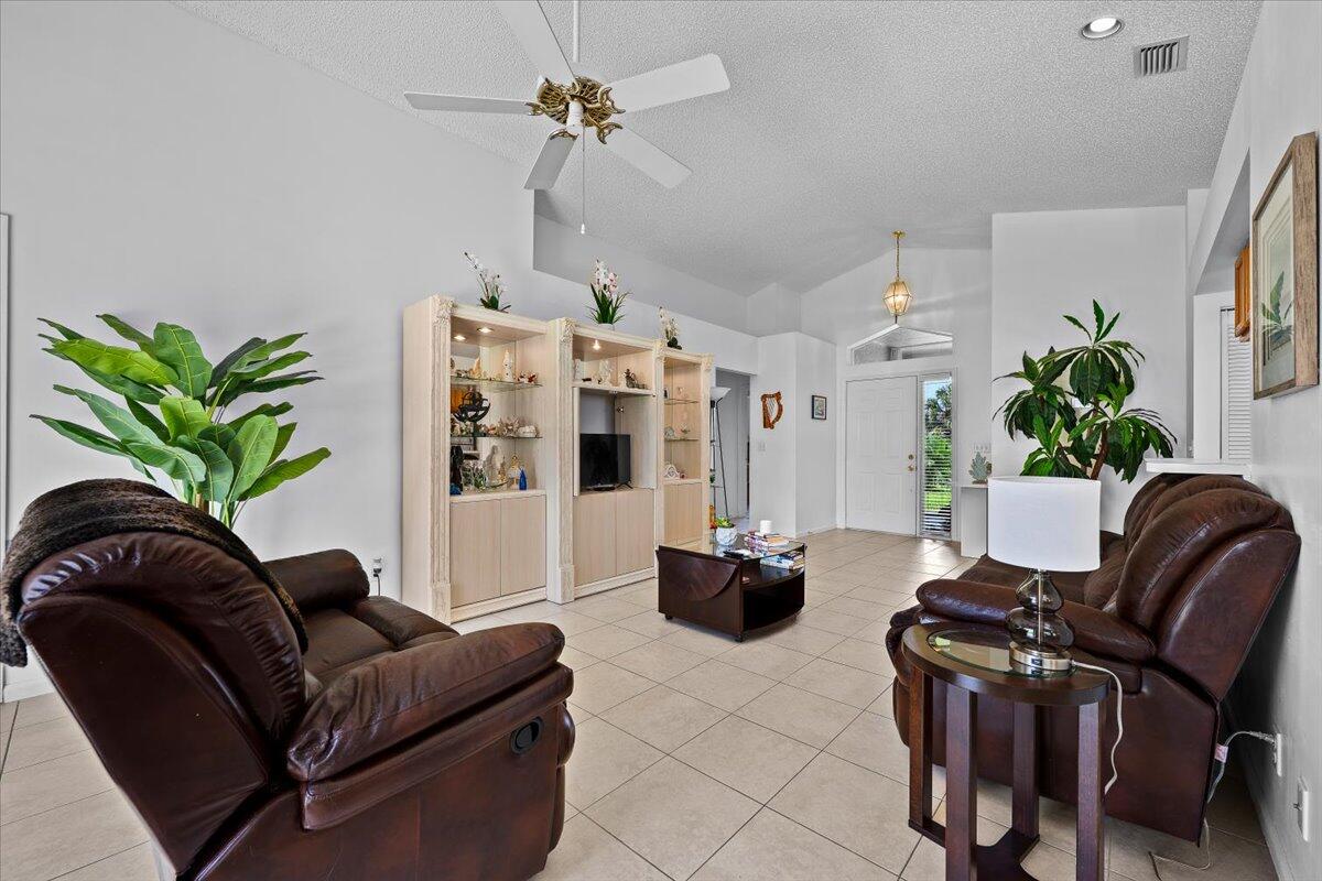 NORTH PALM BEACH HEIGHTS - Residential