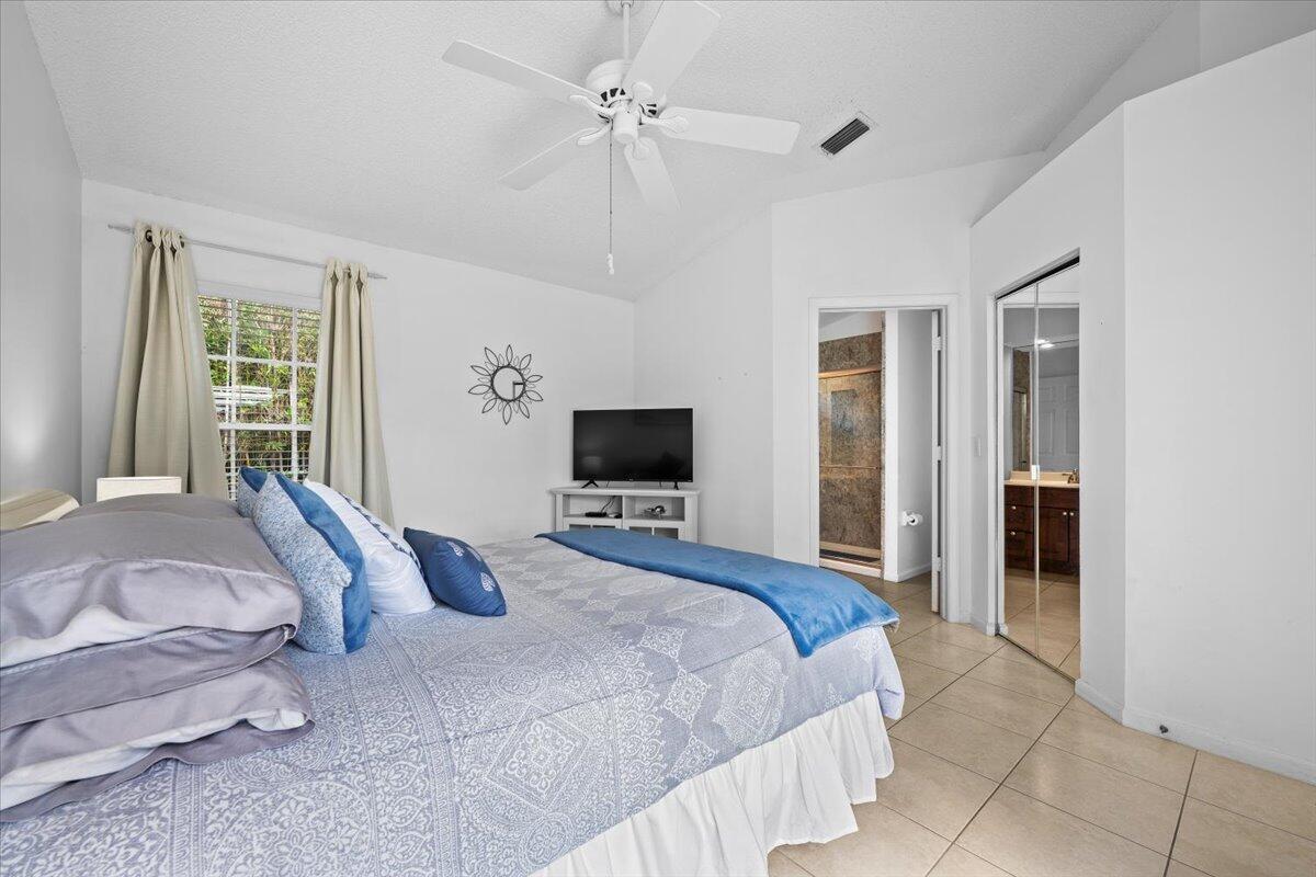 NORTH PALM BEACH HEIGHTS - Residential