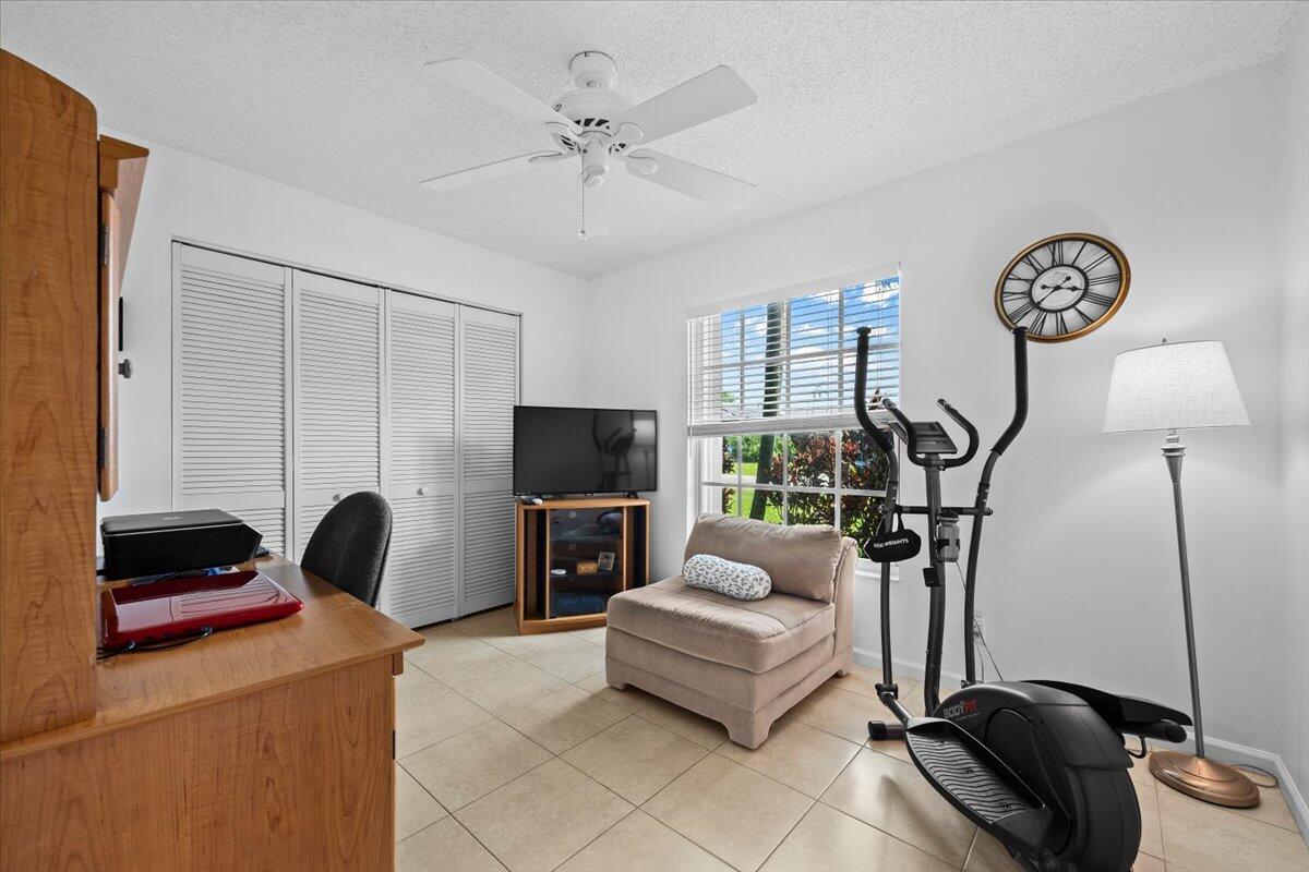 NORTH PALM BEACH HEIGHTS - Residential