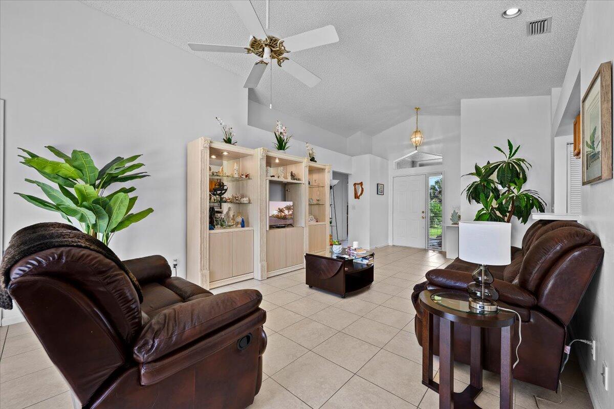 NORTH PALM BEACH HEIGHTS - Residential