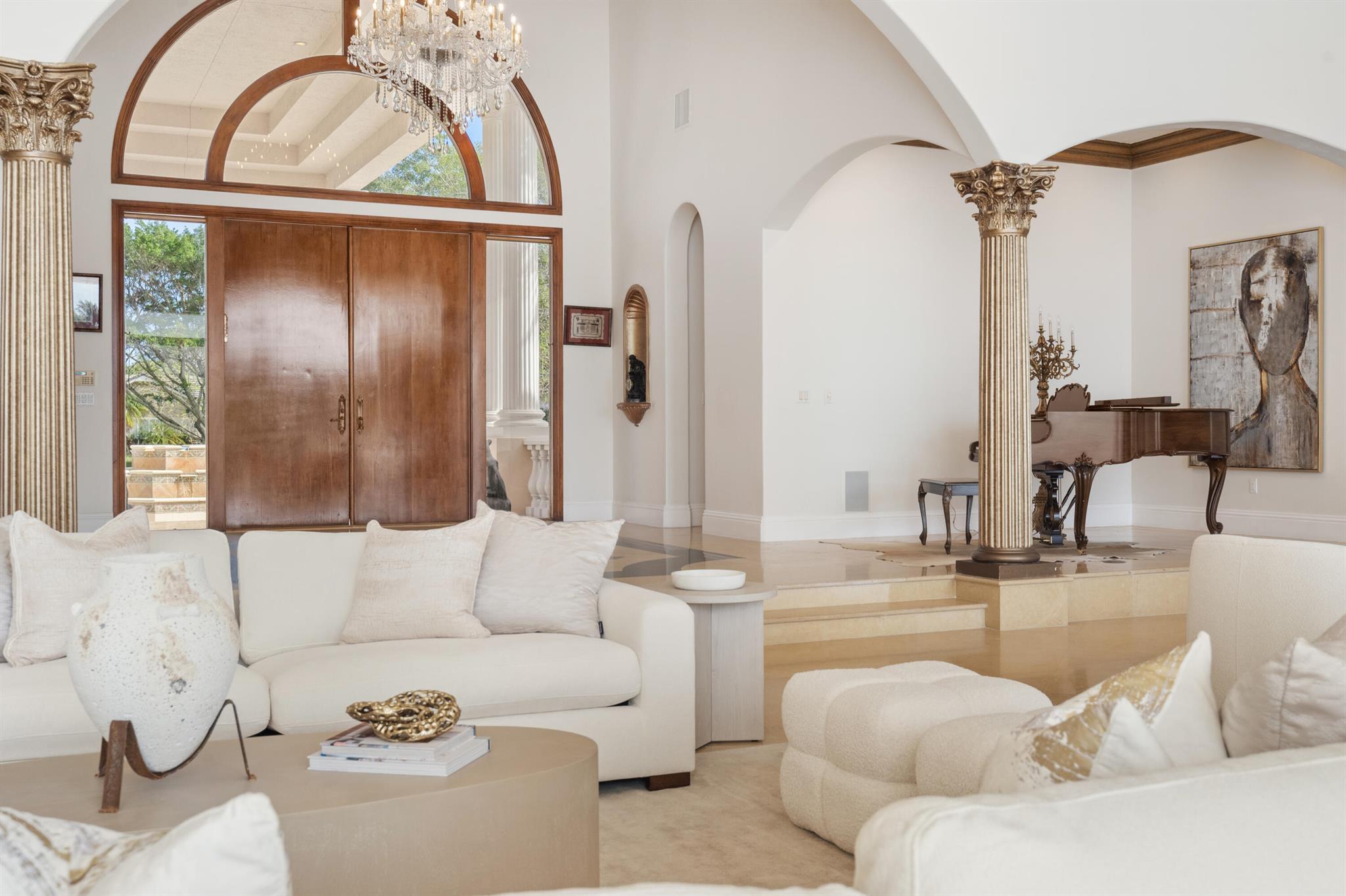 LONG LAKE ESTATES - Residential