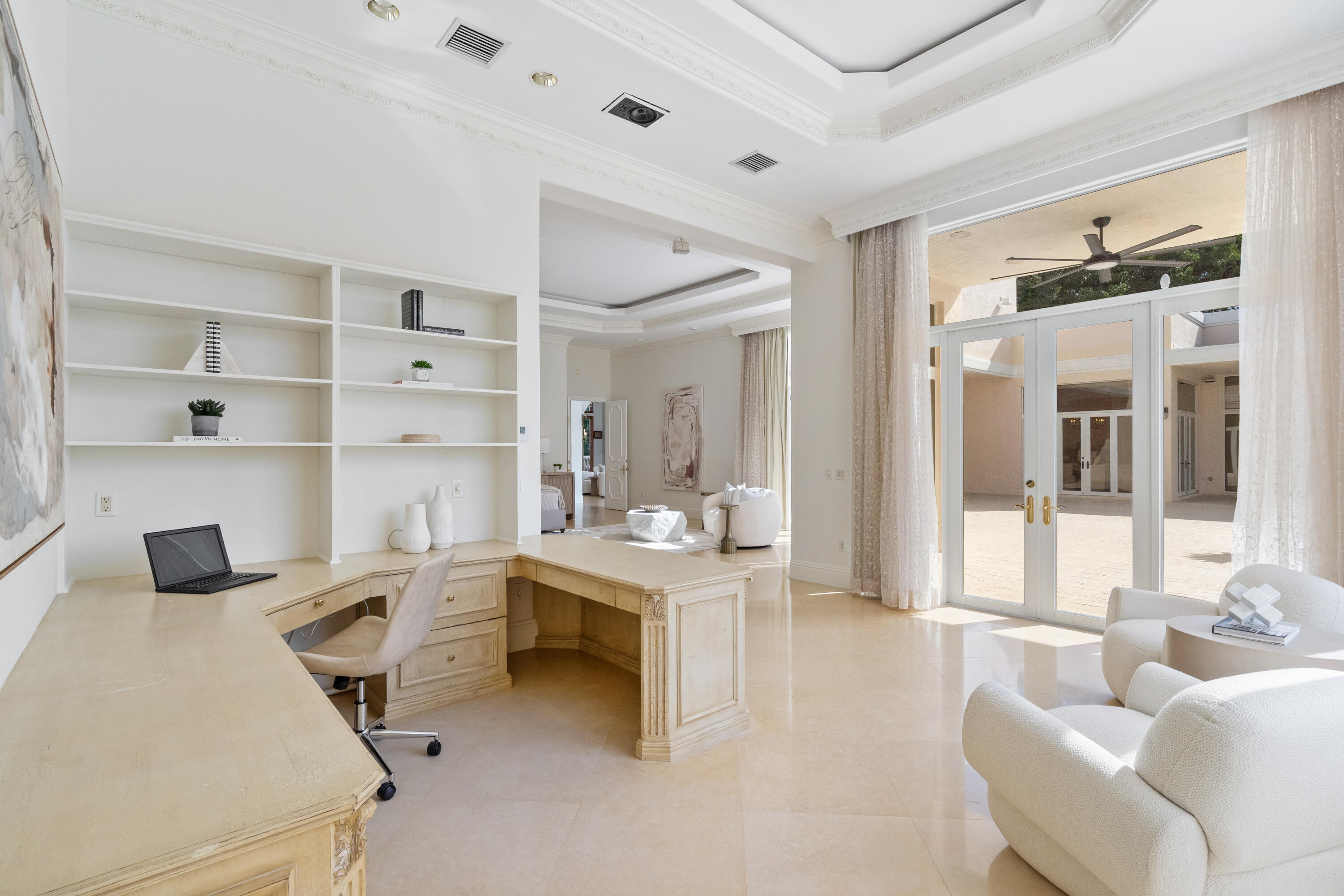 LONG LAKE ESTATES - Residential