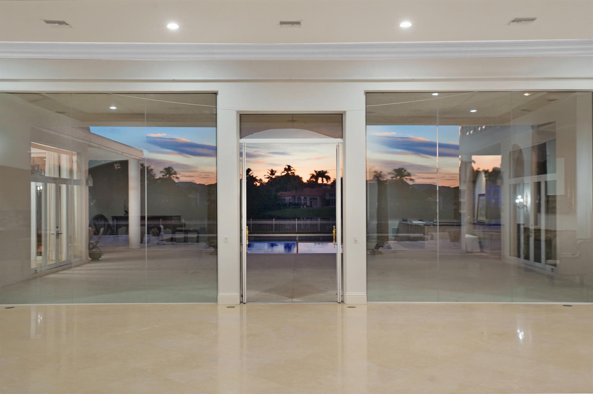 LONG LAKE ESTATES - Residential