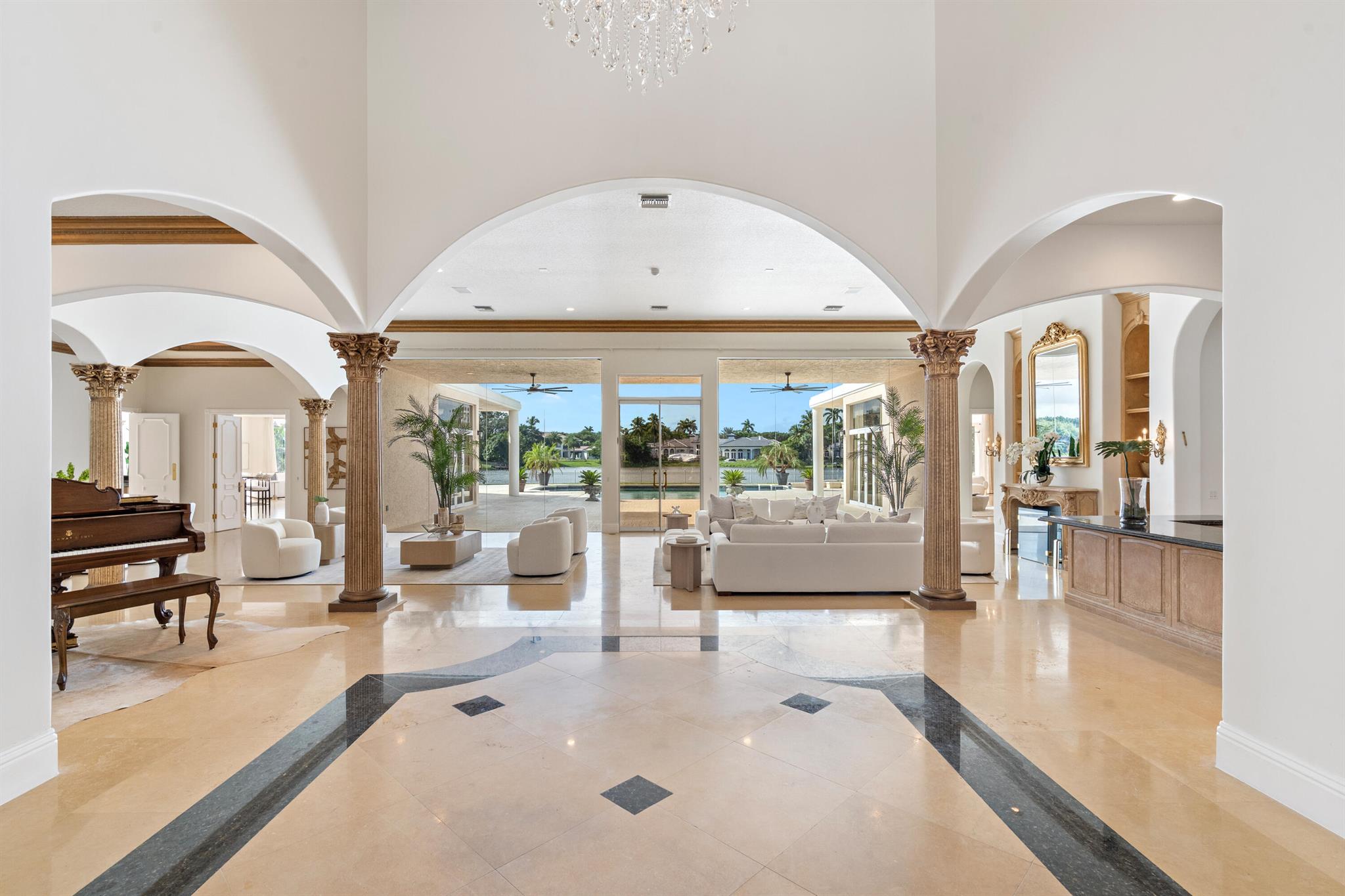 LONG LAKE ESTATES - Residential