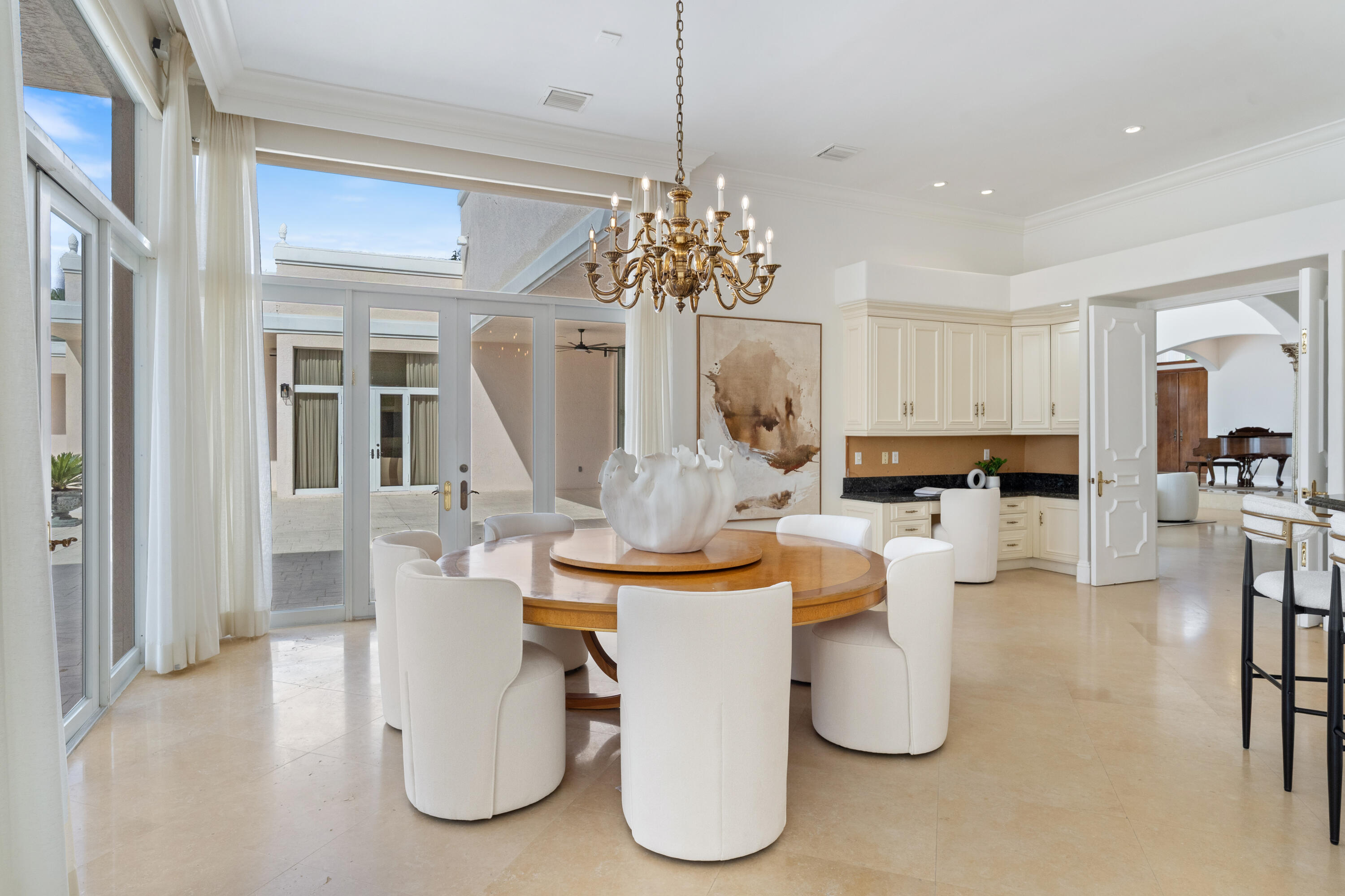 LONG LAKE ESTATES - Residential