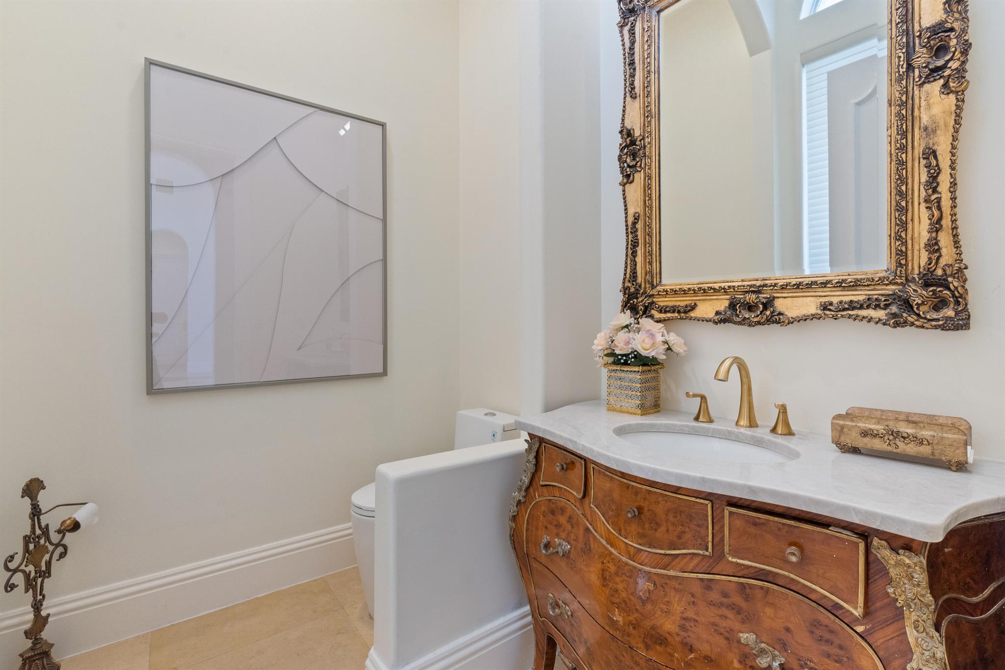 LONG LAKE ESTATES - Residential