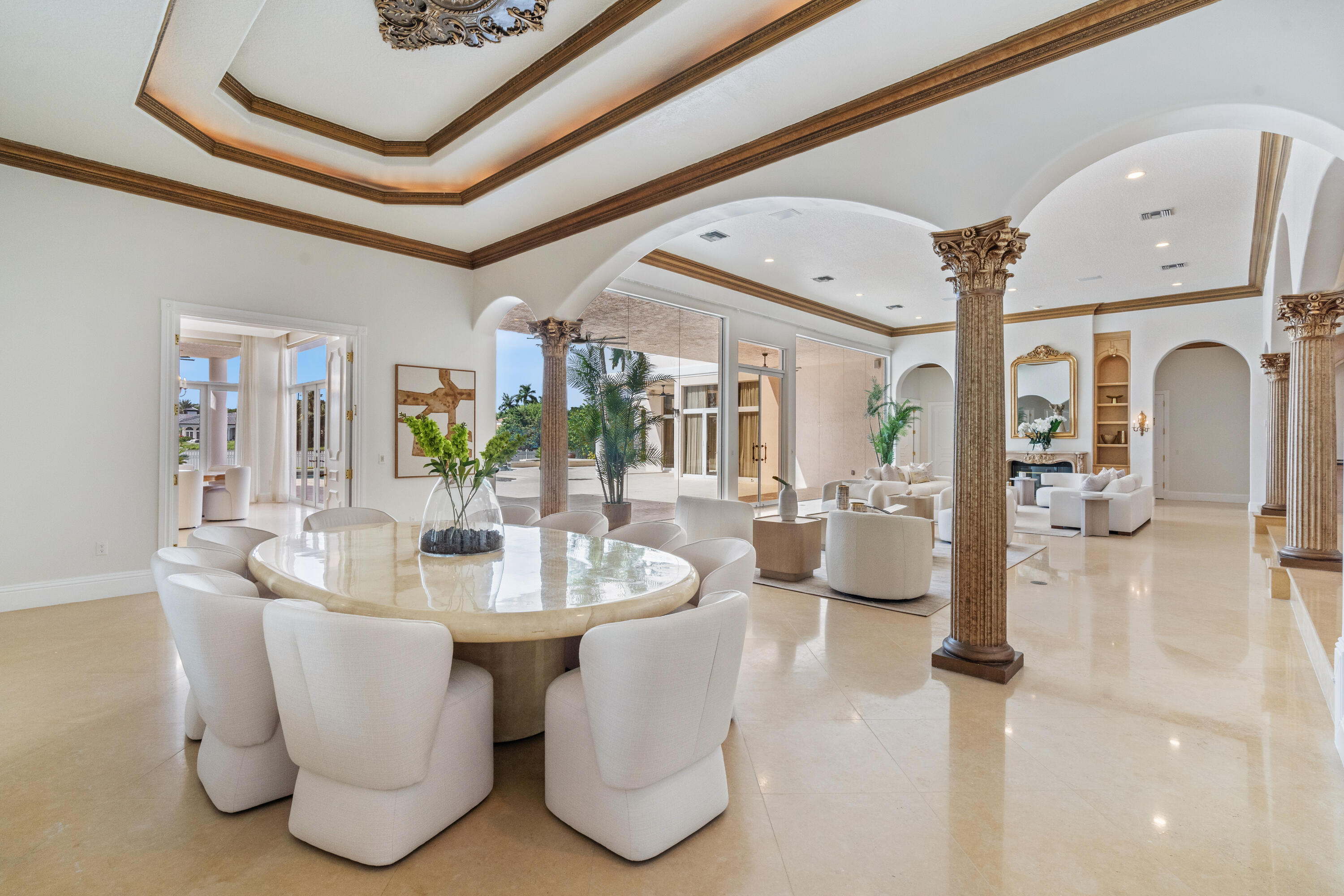 LONG LAKE ESTATES - Residential