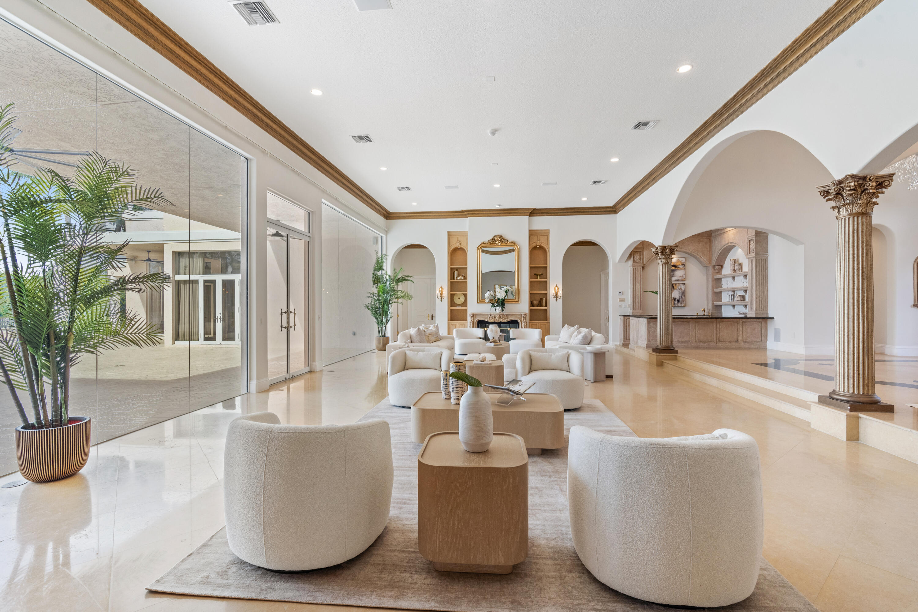 LONG LAKE ESTATES - Residential