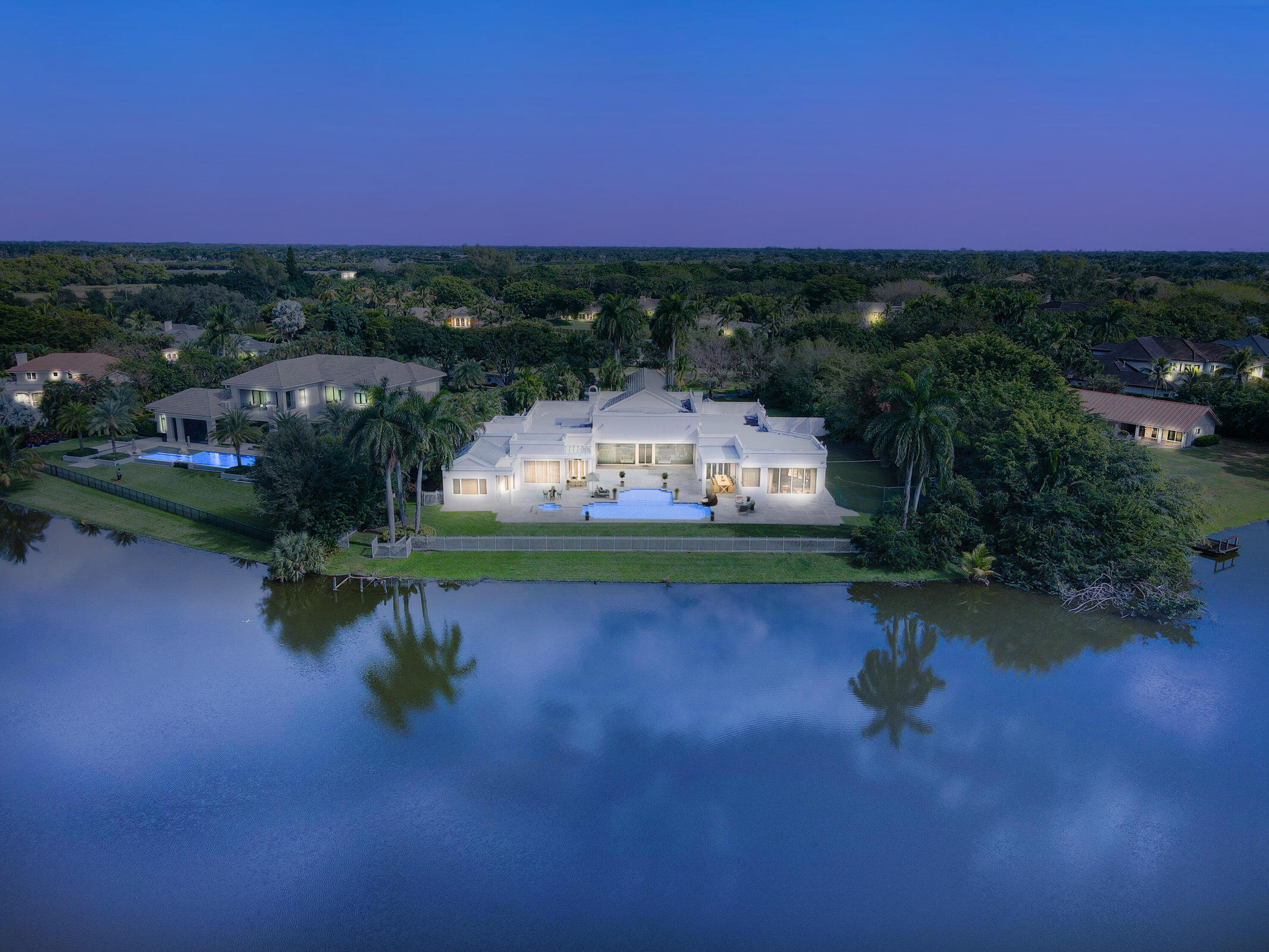 LONG LAKE ESTATES - Residential