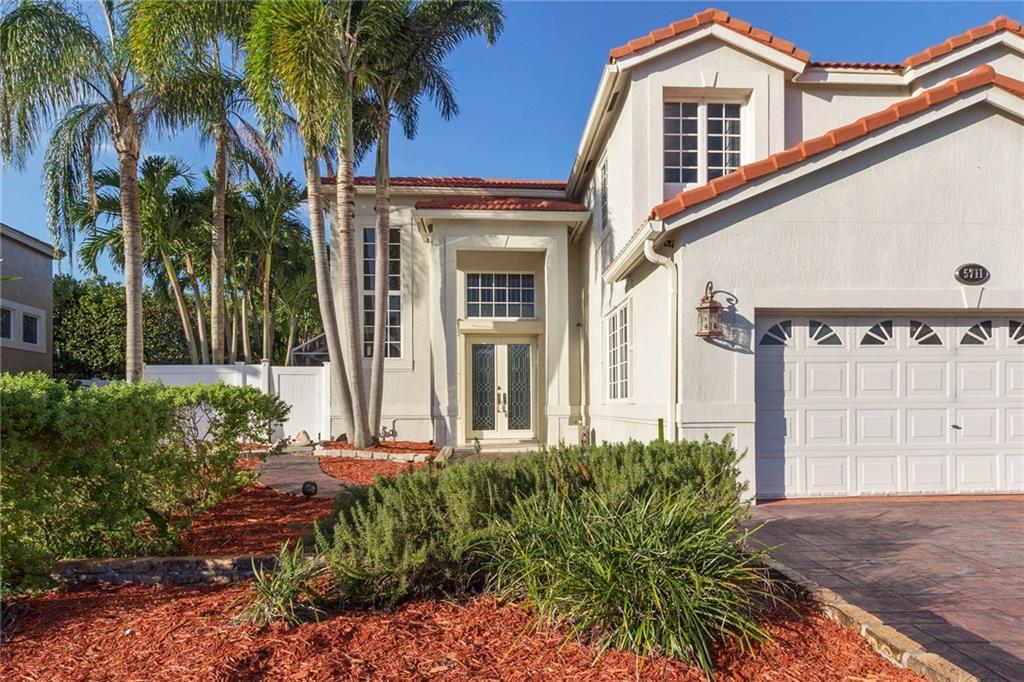 Countrys Point 119-29 B - Residential