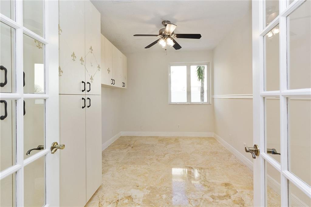 Countrys Point 119-29 B - Residential