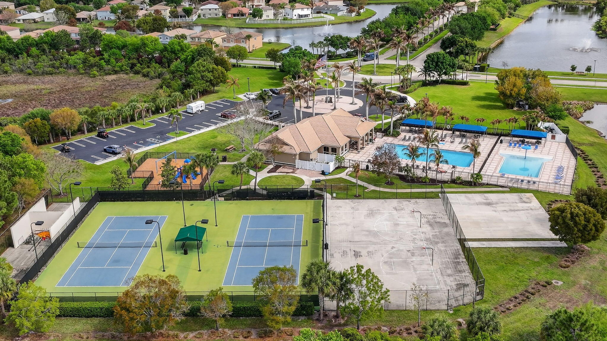 SECOND REPLAT OF PORTOFINO ISLES - Residential