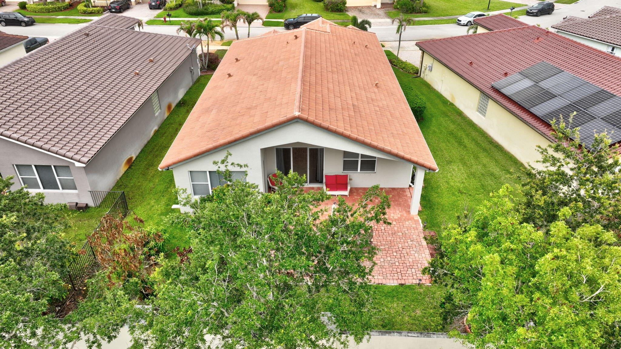 SECOND REPLAT OF PORTOFINO ISLES - Residential