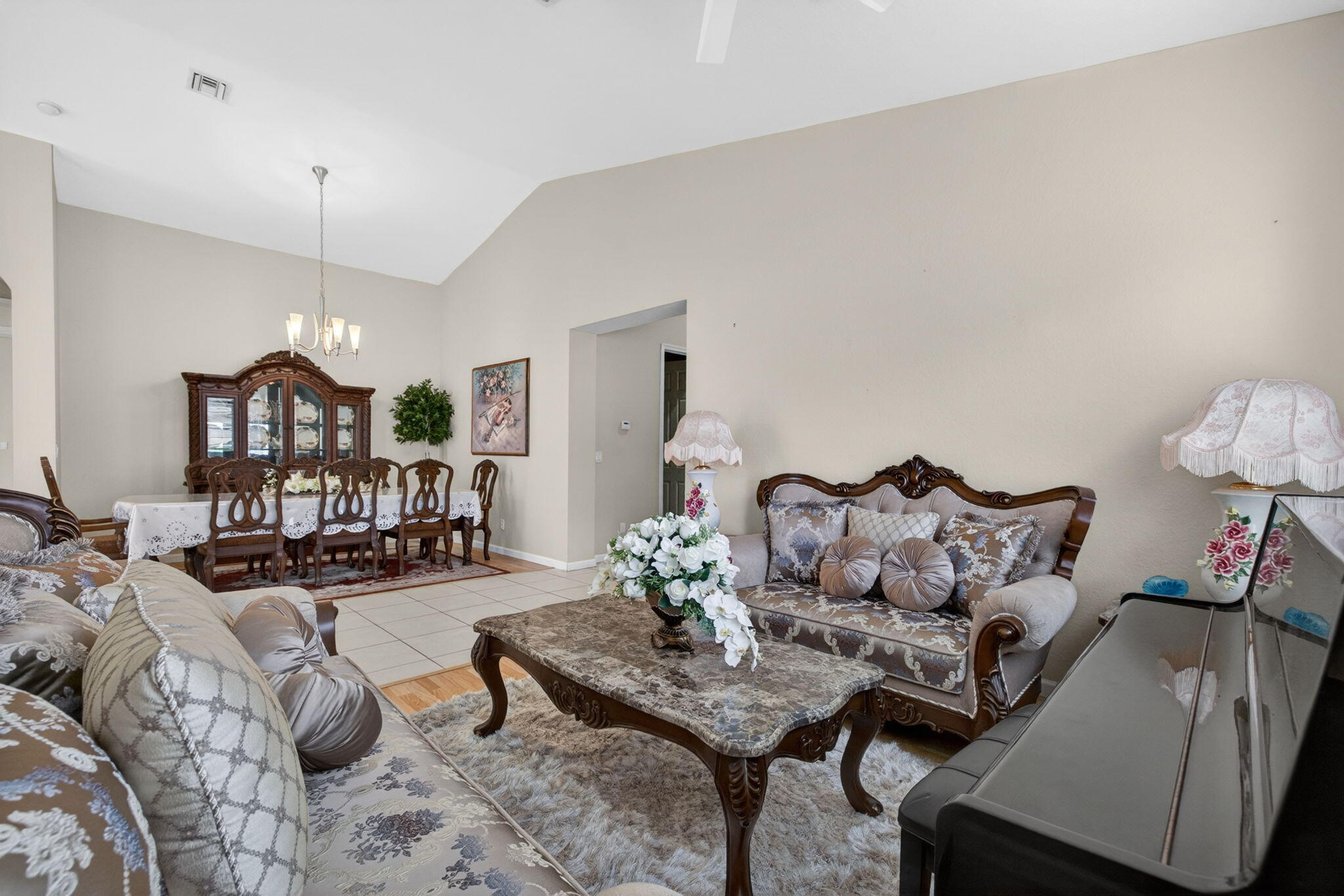 SECOND REPLAT OF PORTOFINO ISLES - Residential