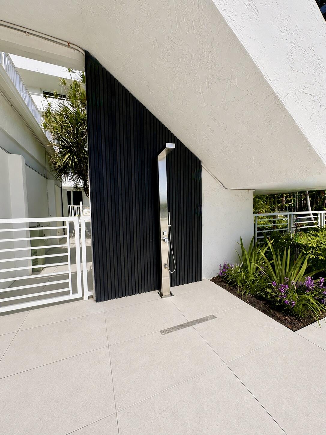 EAST POINT TOWERS CONDO - Residential